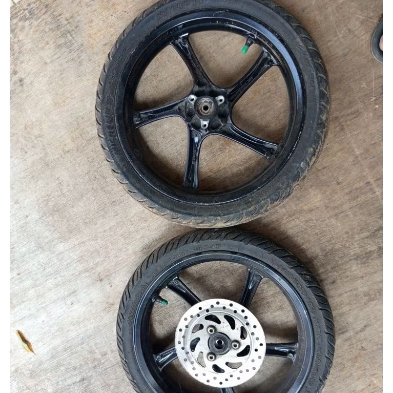 Velg racing depan Mio gear 125 tapak lebar