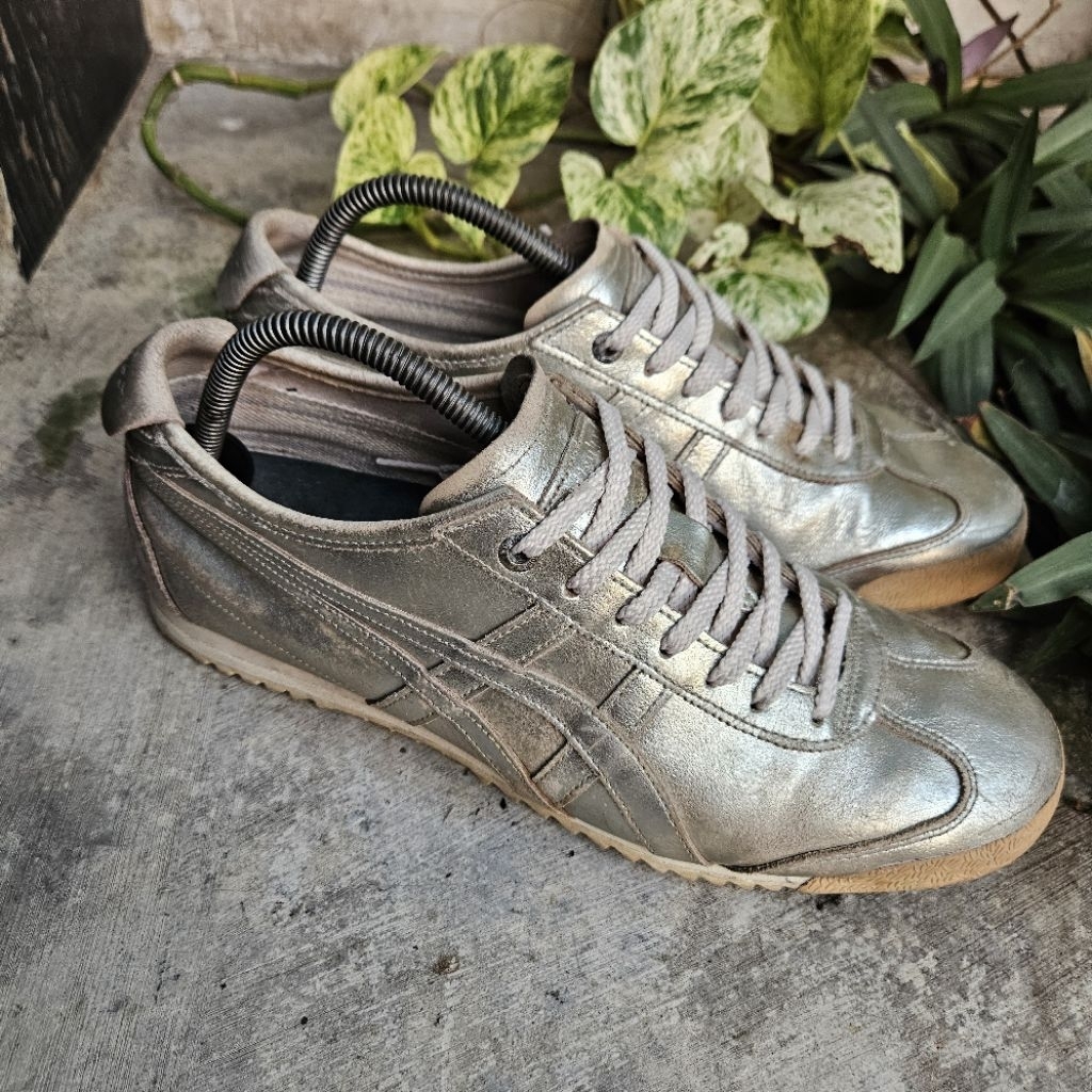 sepatu sneakers second onitsuka tiger size 42,5(27cm)