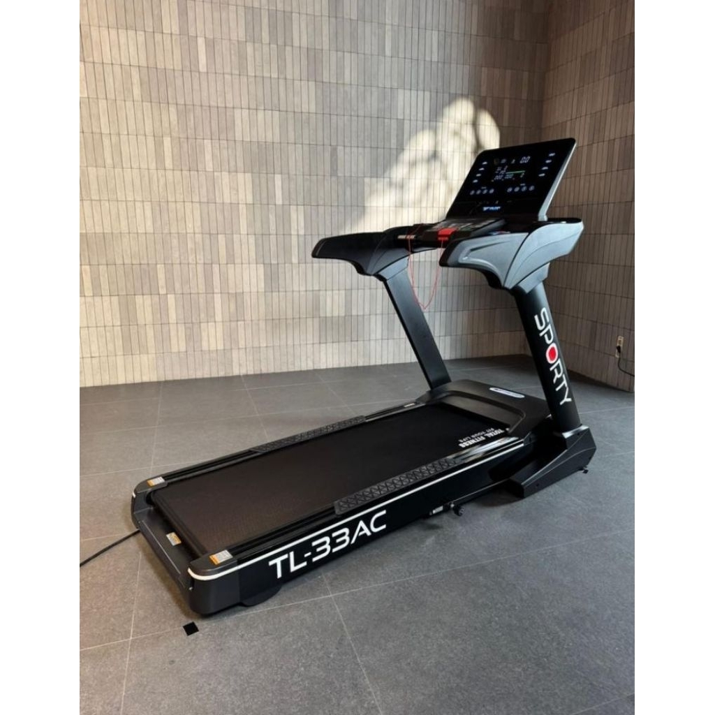 Treadmill Elektrik komersial TL 33 AC