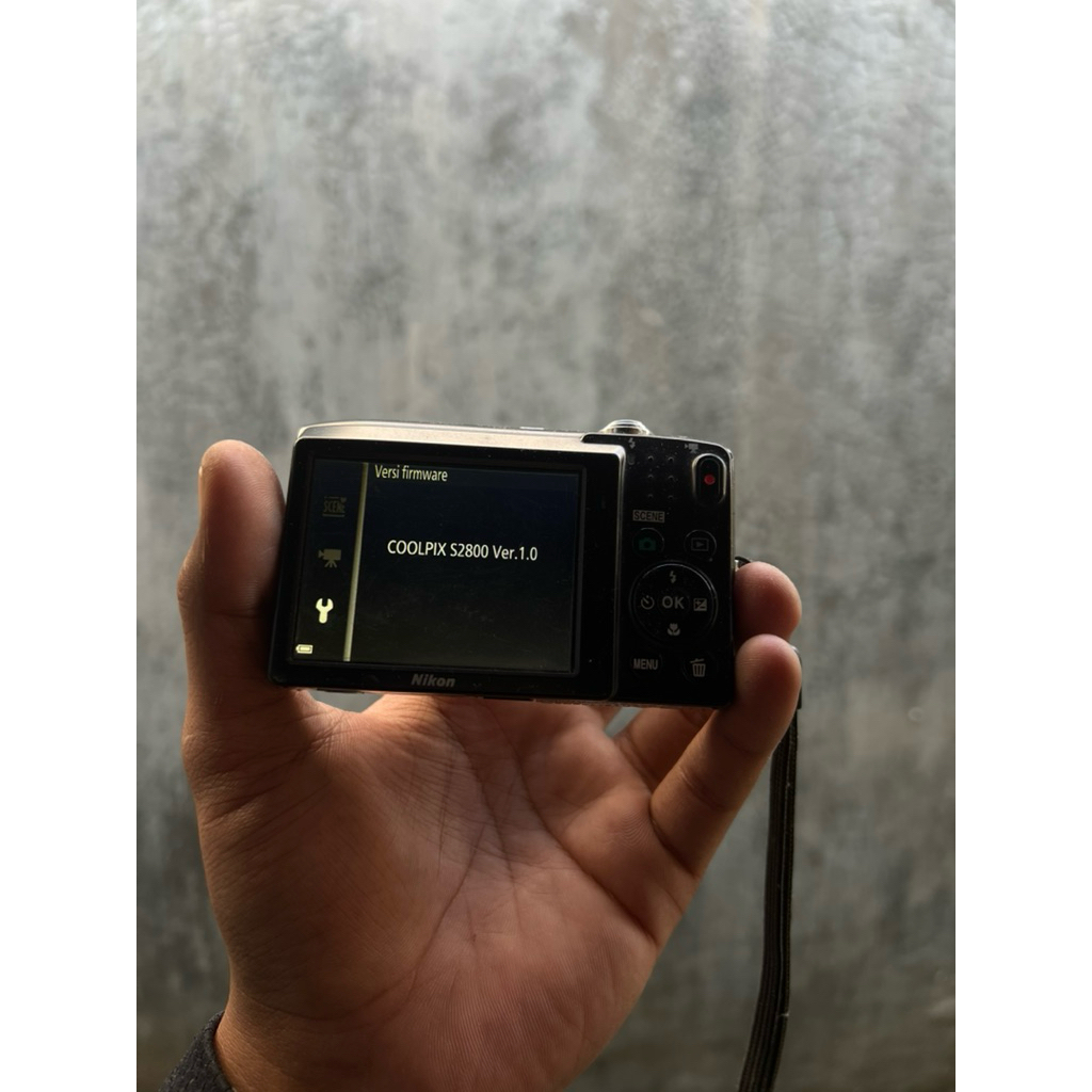 NIKON COOLPIX s2800