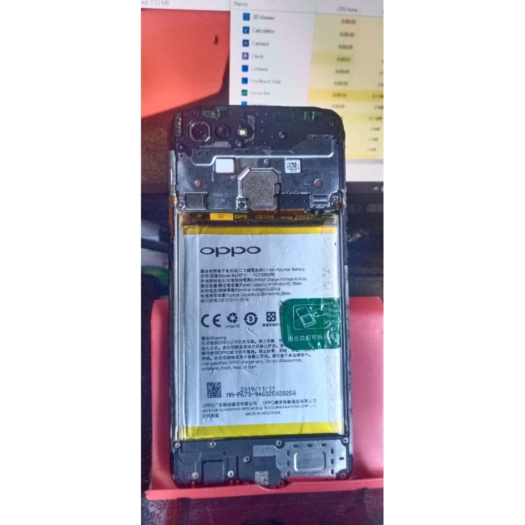 Oppo a7 4/64 matot