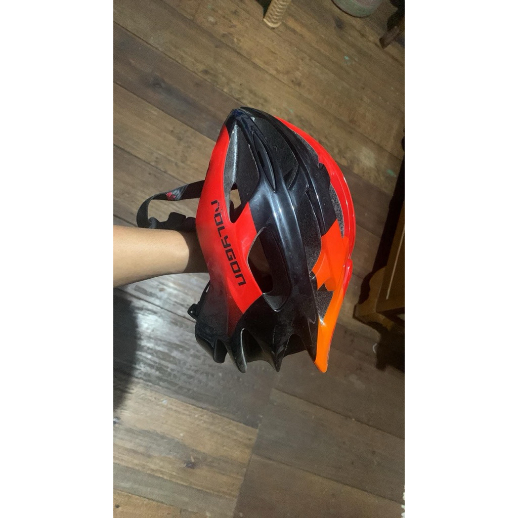 Helm Sepeda Polygon Second