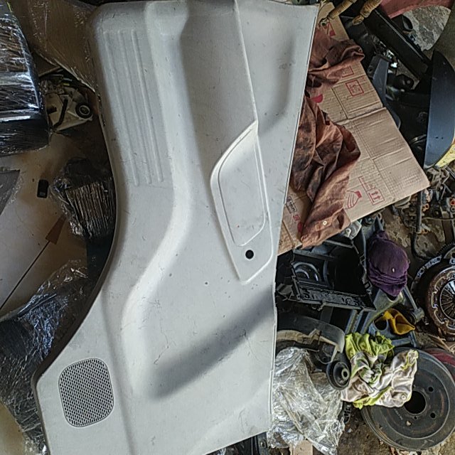 M00001C DOORTRIM COLT DIESEL CANTER ORI KIRI