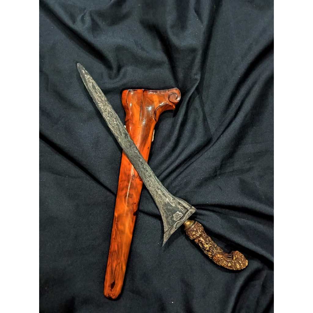 keris sepuh Brojol warangka sandang walikat deder gading rusa - keris sepuh patrem