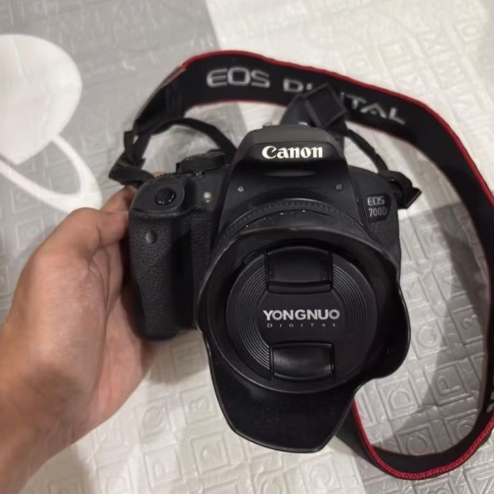Kamera Canon 700D (Touchscreen On) Bekas