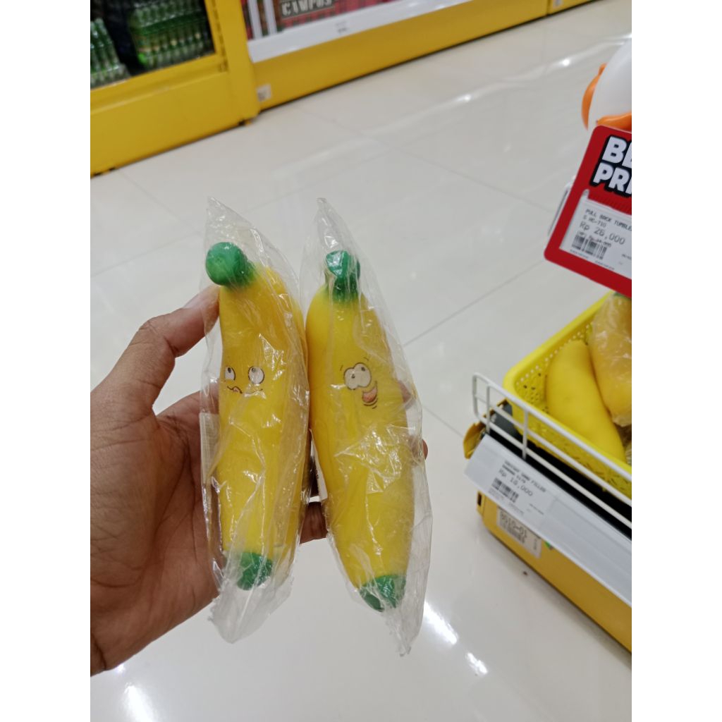 Mainan squishy pisang/Squishy banana mr diy