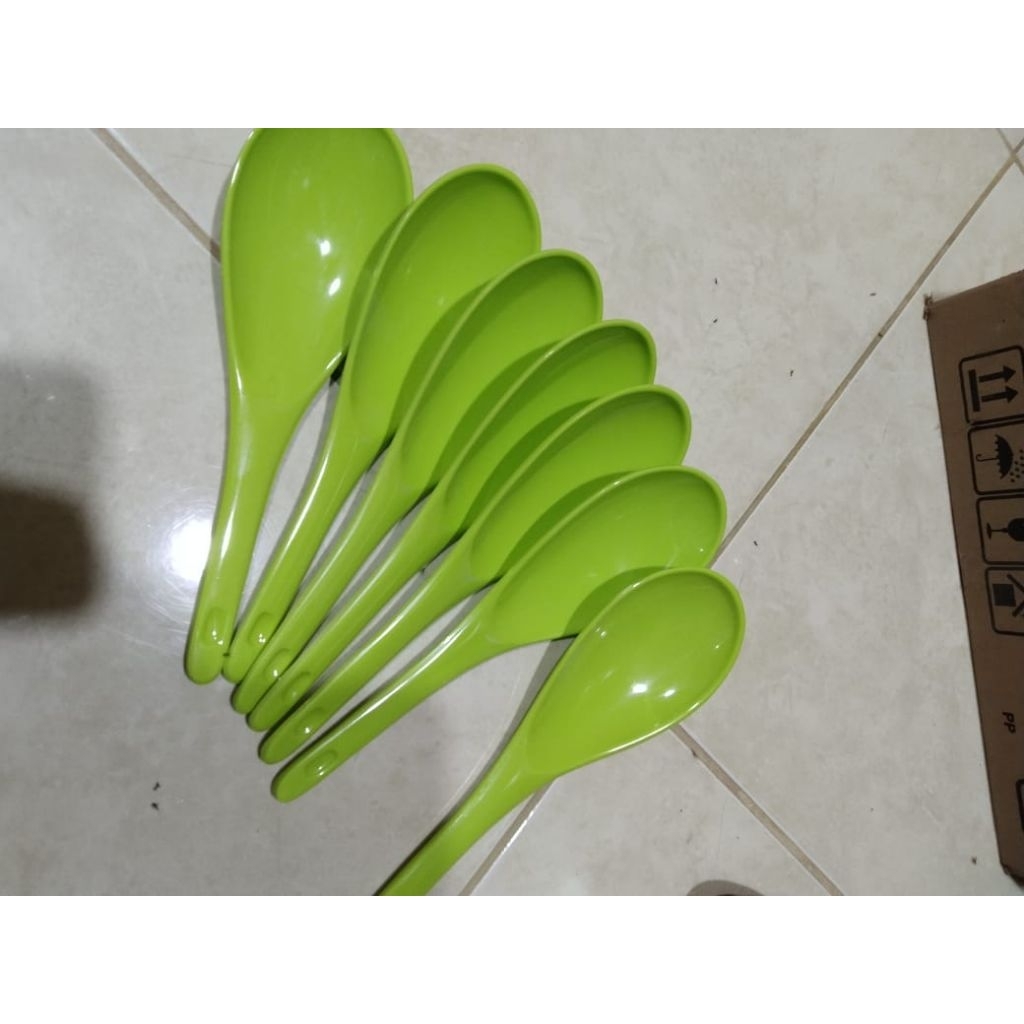 centong nasi melamin