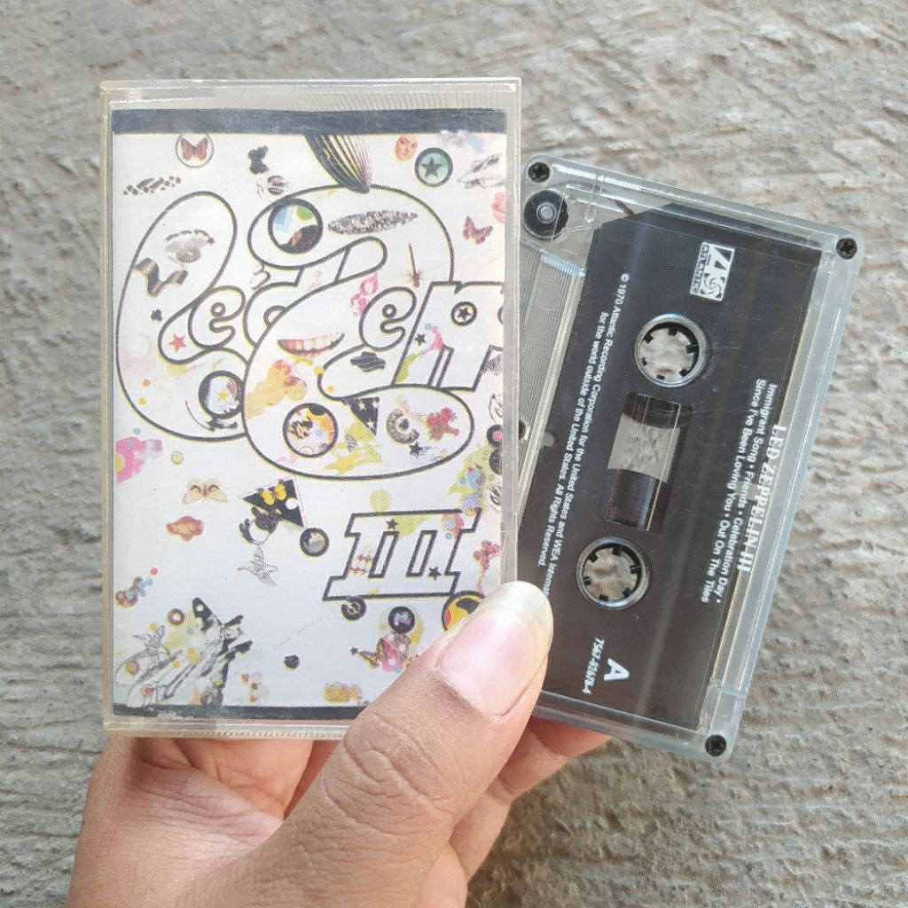 Kaset Pita Led Zeppelin III