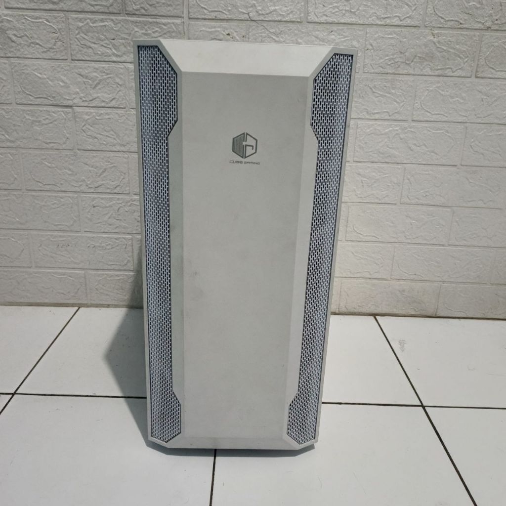 PC RAKITAN GAMING I7-13700F