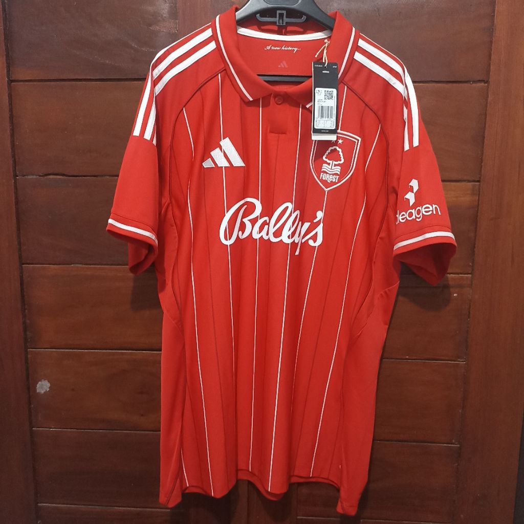 Jersey Original Nottingham Forest Home 2025/26 BNWT