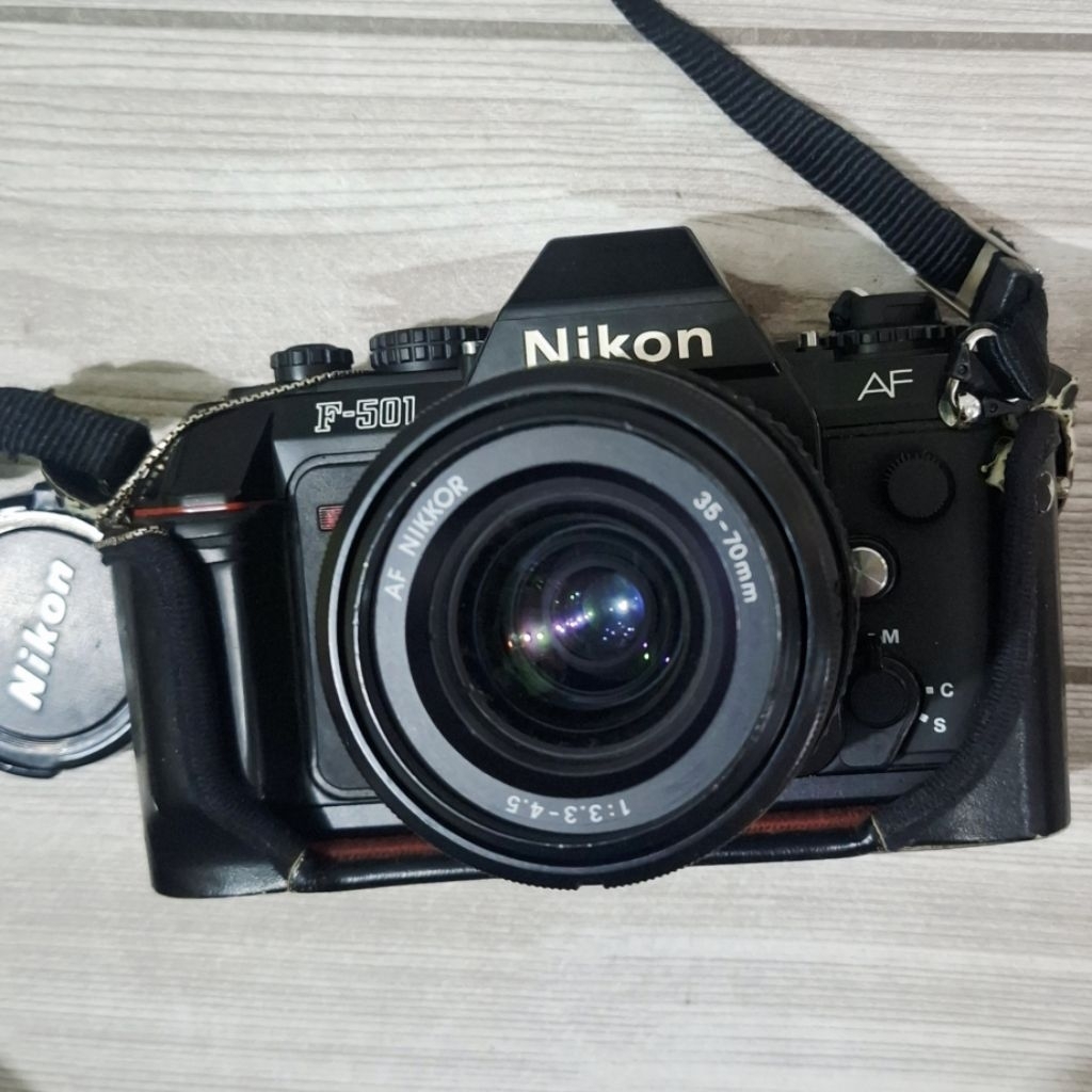 Kamera Analog Nikon F-501 kit Lensa Nikon AF 35-70mm