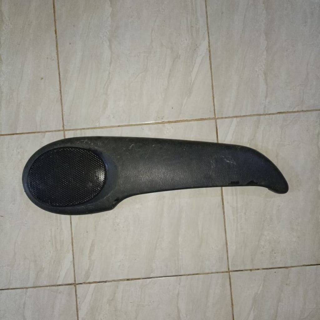 panel speaker doortrim depan hyundai accent original