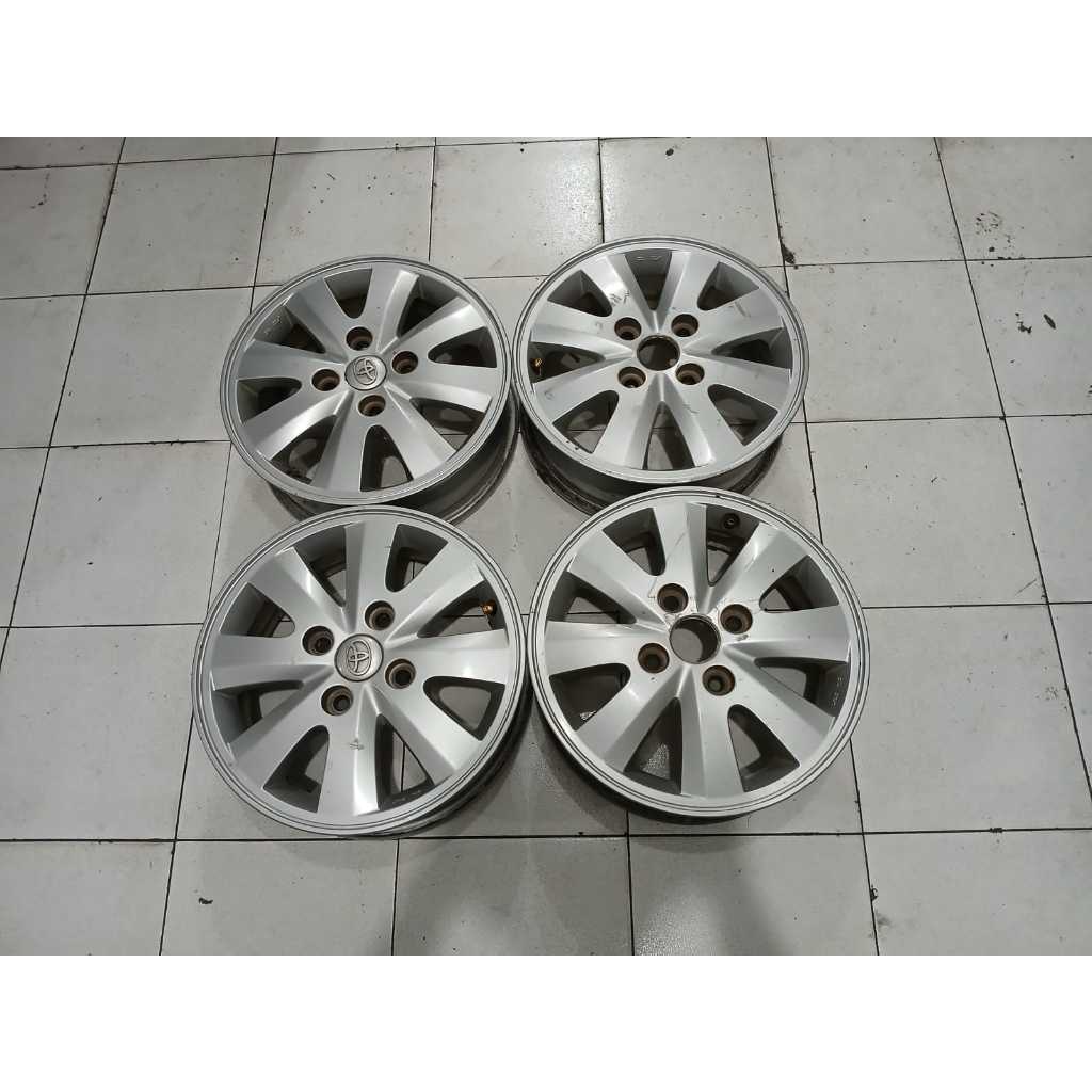 Velg Copotan Oem Avanza Ring 15 PCD 4x114.3 Alloy Second Hand