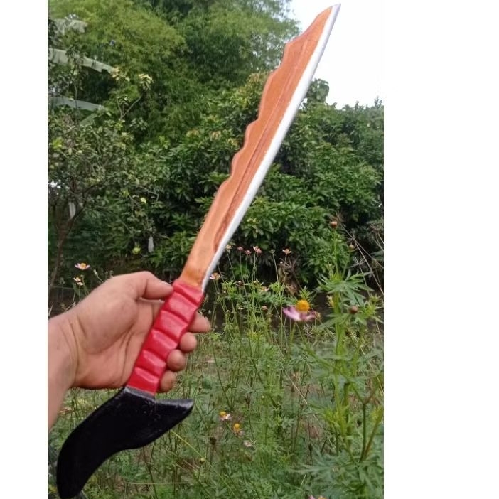 Mandau/pedang sikat kayu miniatur peraga olahraga beladiri/ mandau silat/ mandau kalimantan /mandau 