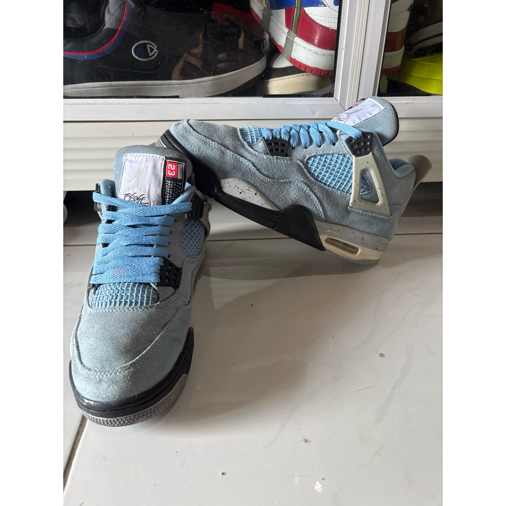 Jordan 4 “University-Blue” size 42.5/27cm