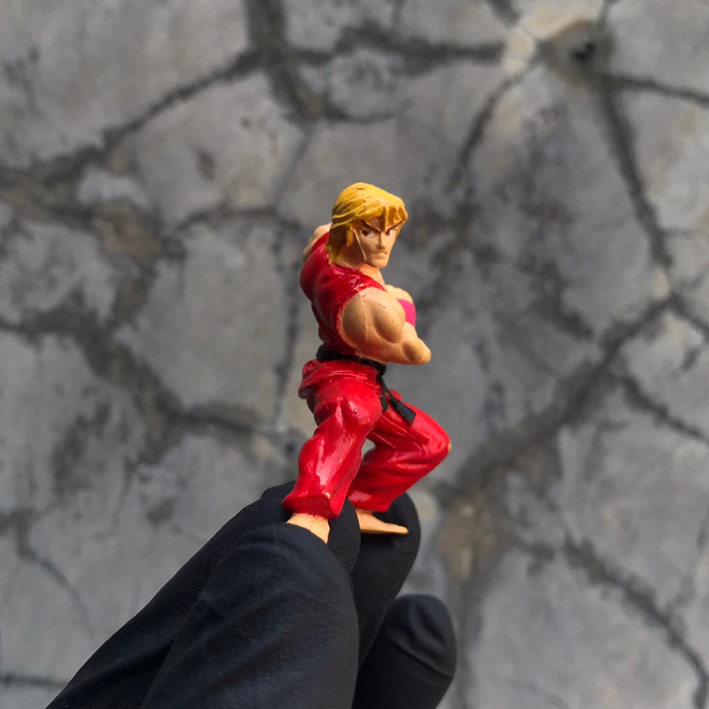 STREET FIGHTER II KEN MINI FIGURE BANDAI CAPCOM 1993 VINTAGE - PRELOVED