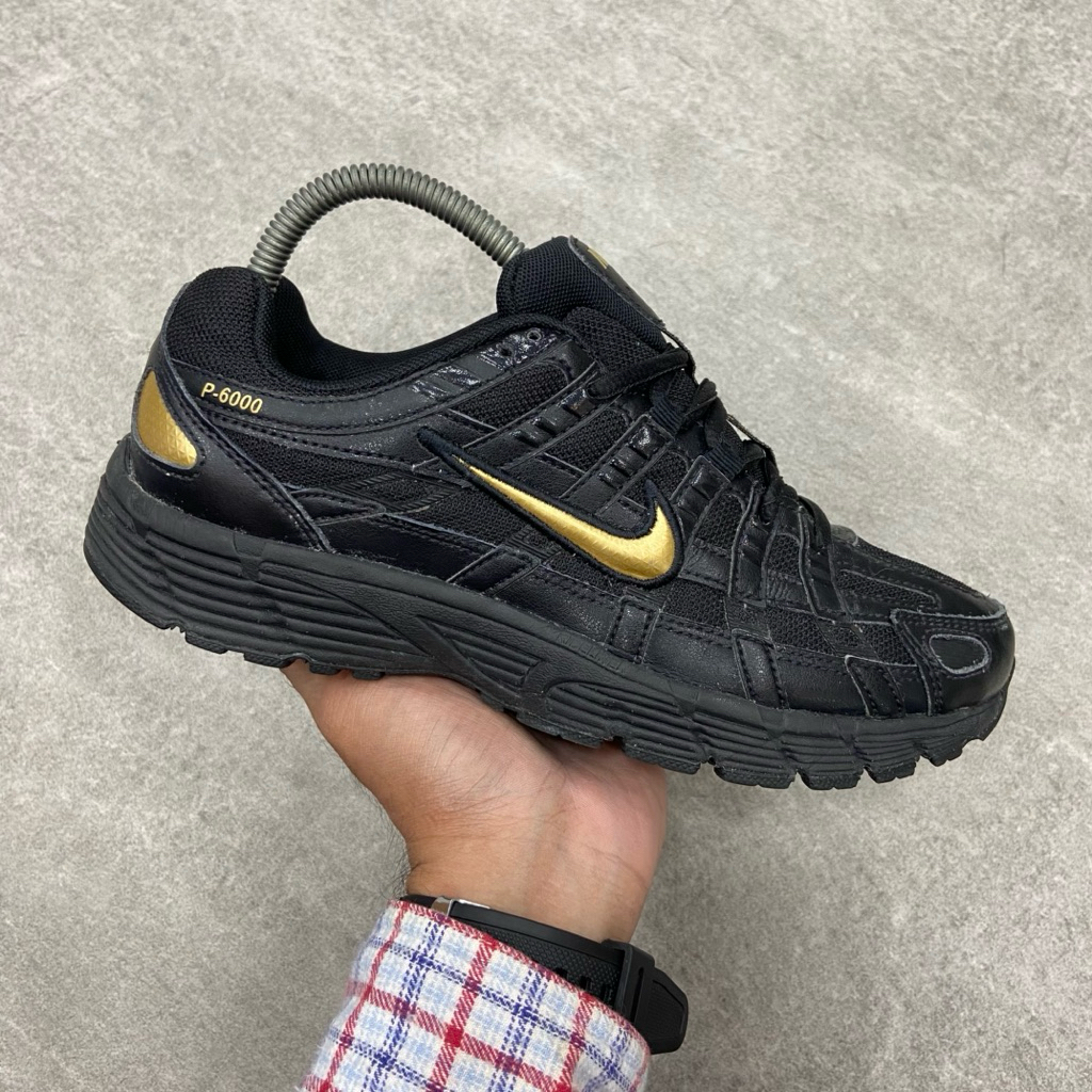[Size 38.5] Nike P-6000 Essential ‘Black Metallic Gold’ (CJ9584-002) Second Original Kondisi Mulus N