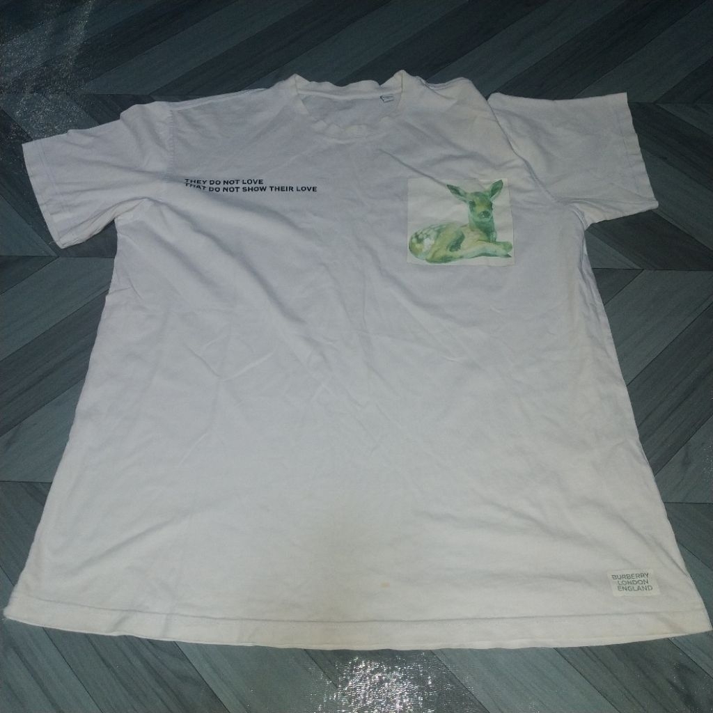 [SECOND] Baju Kaos Putih Brand Burberry