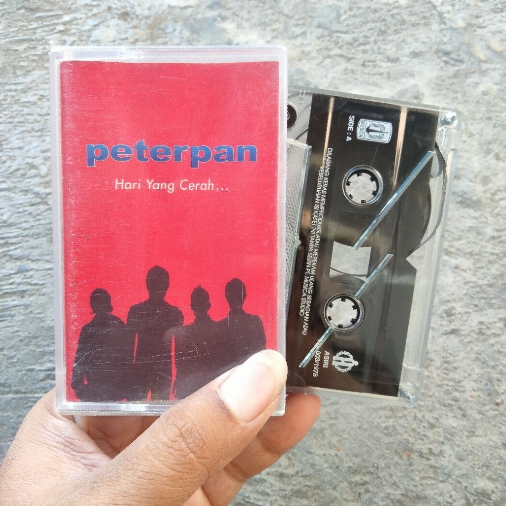 Kaset Pita Peterpan - Hari Yang Cerah . . .