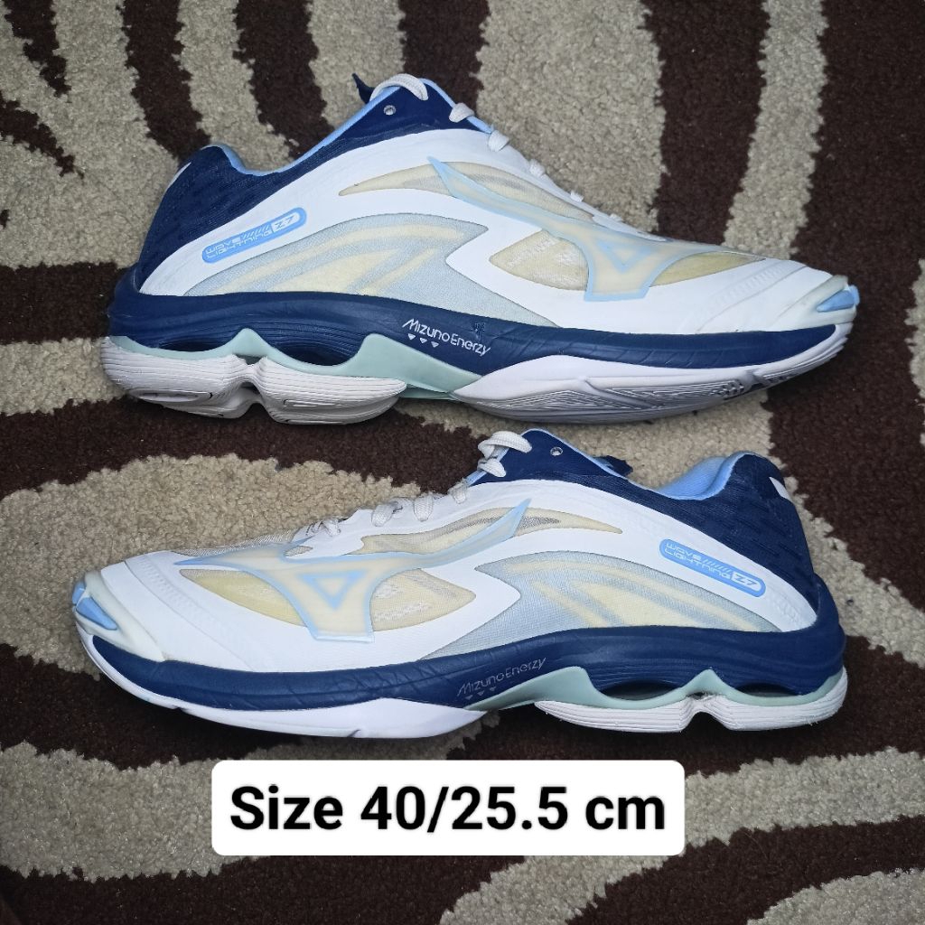 Sepatu Voli Mizuno Wave Lightning z7 (Second)