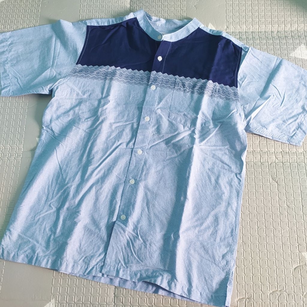 Preloved Baju Koko Pria brand Cole