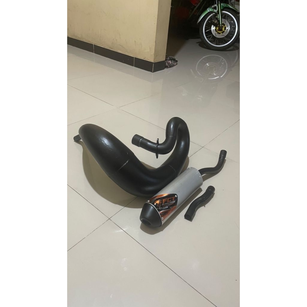 Knalpot UDANG RGR TRAIL model KTM pnp rangka KTM KLX kompetisi