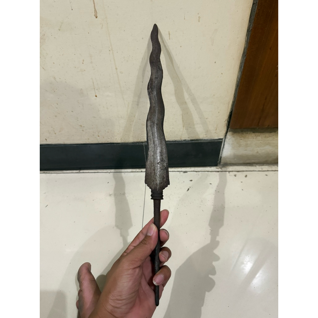 tombak sepuh bekas kinatah
