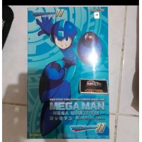 KOTOBUKIYA MEGAMAN 11 VER FIGURE