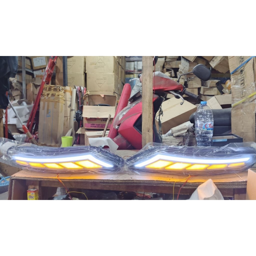 DRL atas XPANDER 2018 import 2warna Sein Running