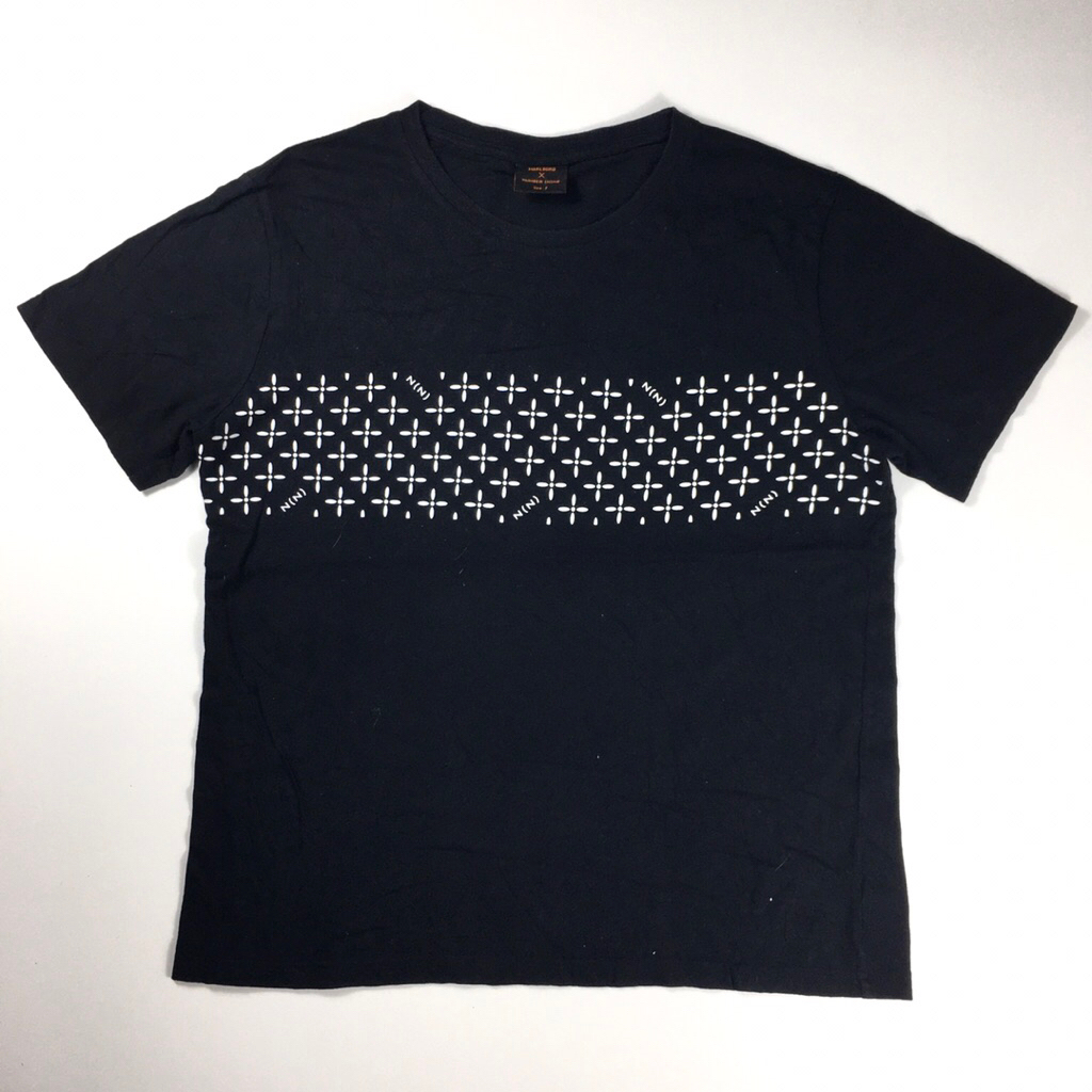 Kaos lengan pendek number nine x marlboro