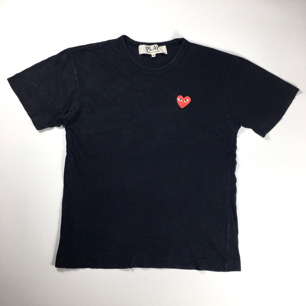Kaos lengan pendek hati merah M