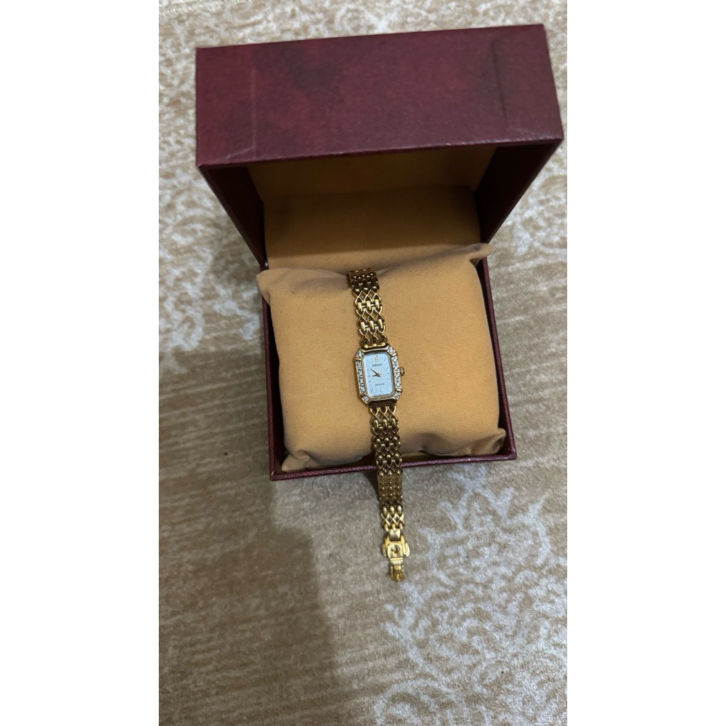 Seiko Exceline Diamond Bezel