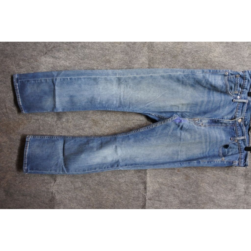 Celana Jeans Levi’s 513 DEFECT fading Original Vintage second preloved size 38