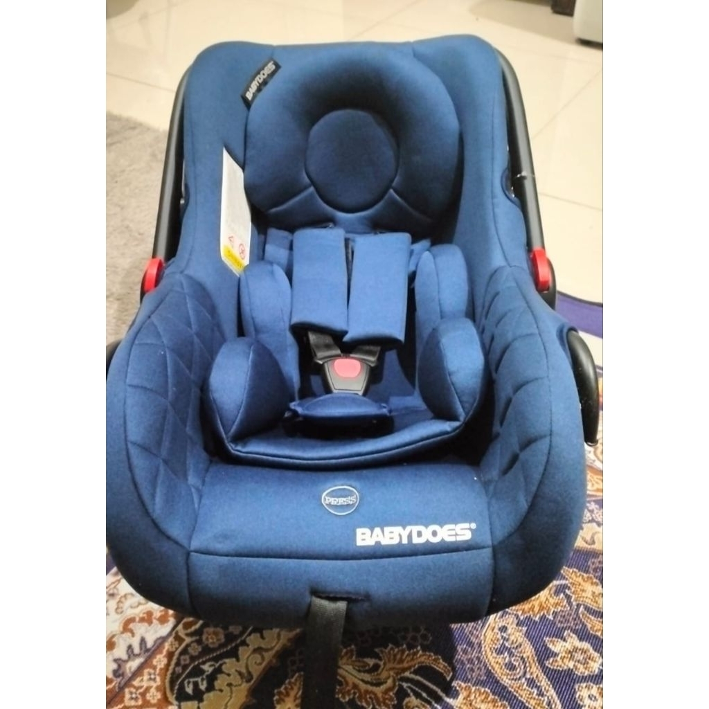 Preloved Carseat Babydoes