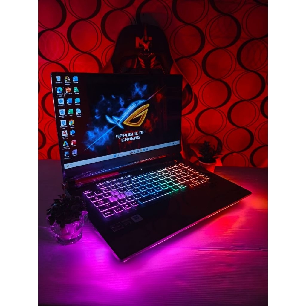 Laptop Gaming ASUS ROG CYBERPUNK G15 RYZEN 7 SSD 512Gb RTX 3050 DUAL VGA FULLSET