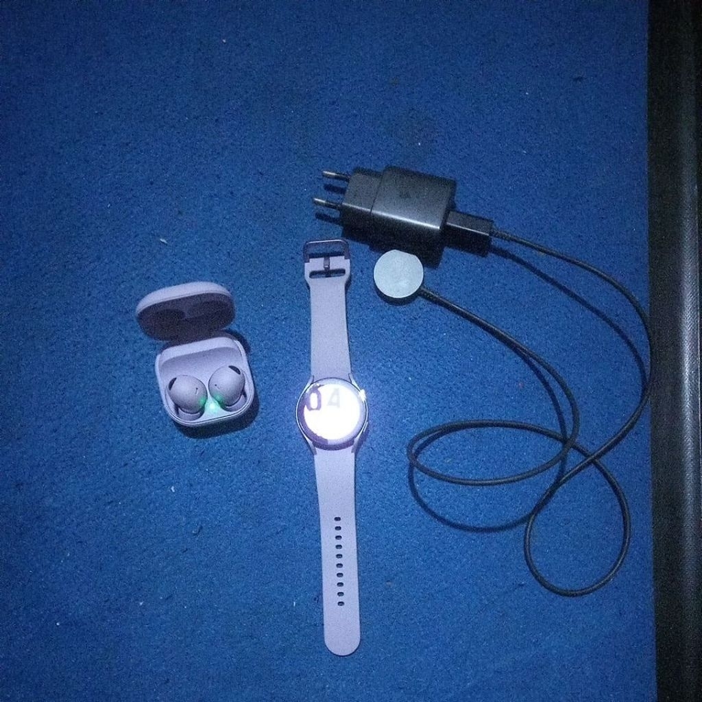 Samsung galaxy watch 5 second dan samsung buds 2 second