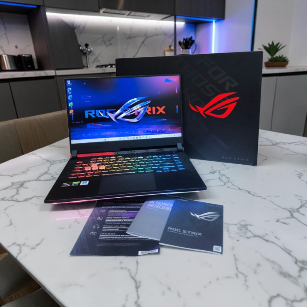 ASUS ROG CYBERPUNK-Q G513QC-331 STRIX Premium Edition [ SSD 512Gb / NVIDIA RTX 3050]