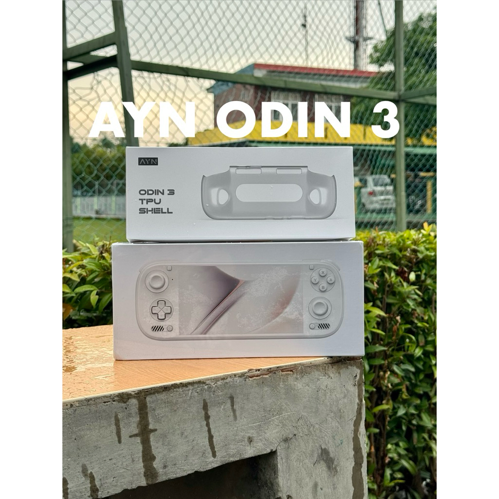 AYN ODIN 3 Gaming Handhelds