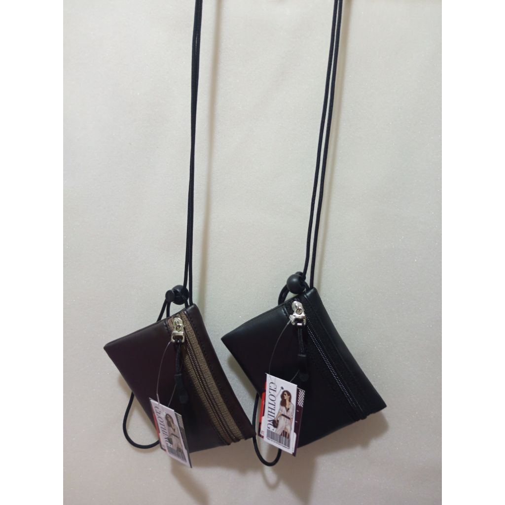 Dompet tali leher kulit sintetis
