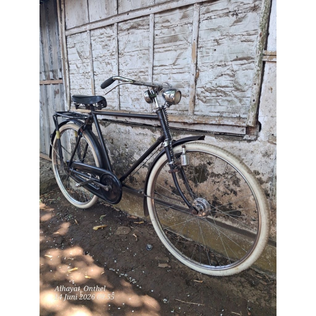 Sepeda Ontel Magnet Tua Jadul Antik