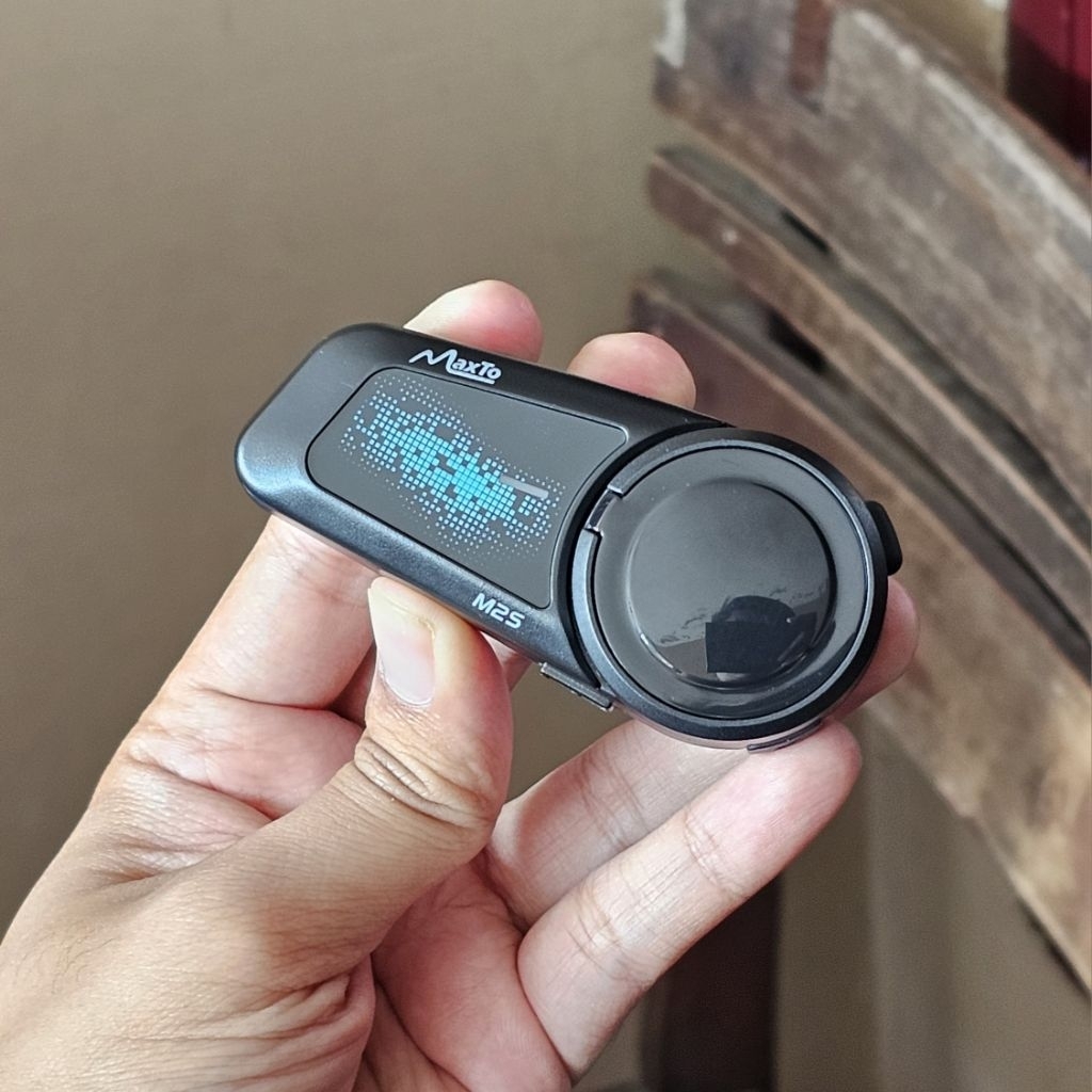MAXTO M2S (UNIT ONLY) BLUETOOTH FM RADIO MUSIC SHARING INTERCOM HELM 6 RIDER ALT M2 EJEAS Q7 V6 PRO 