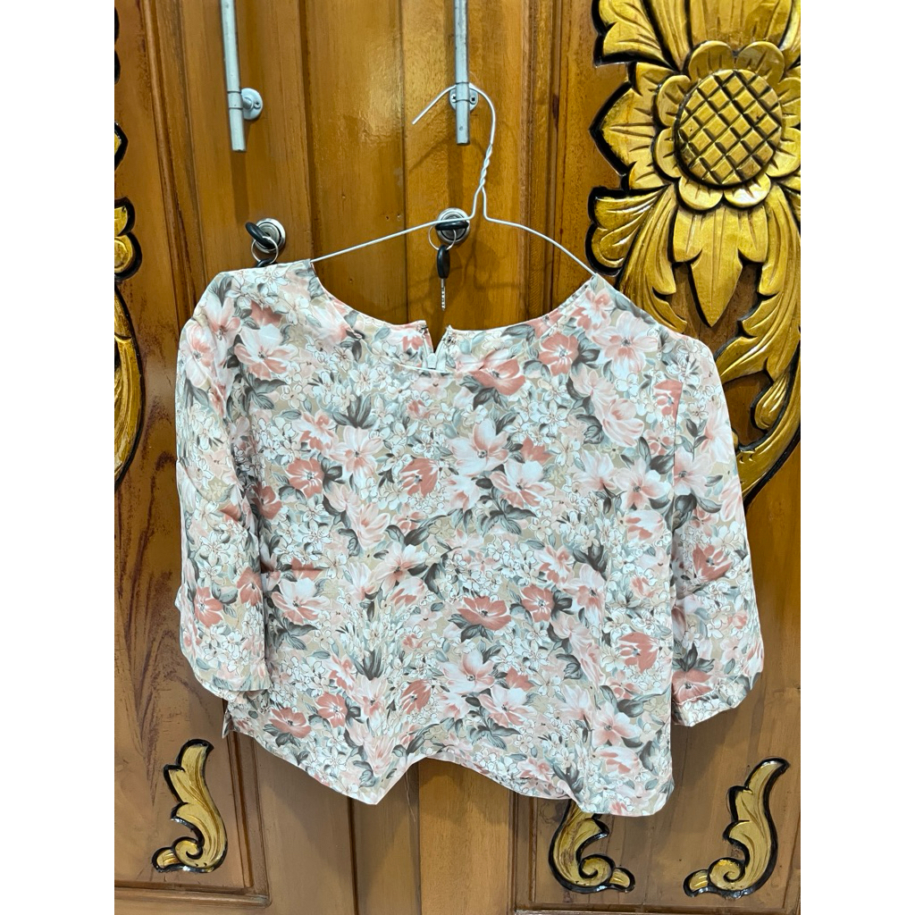 Preloved baju bunga