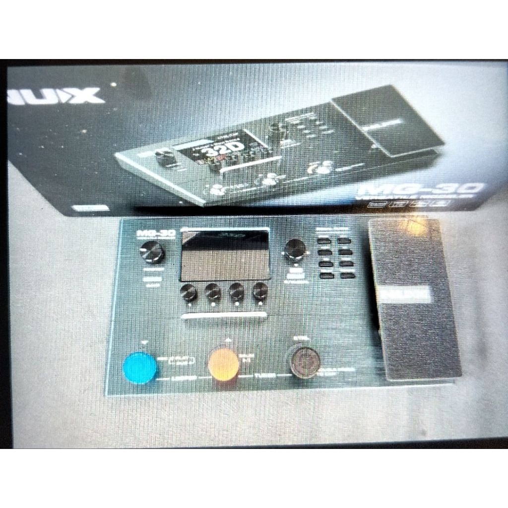 Nux MG30 Like new (2nd)