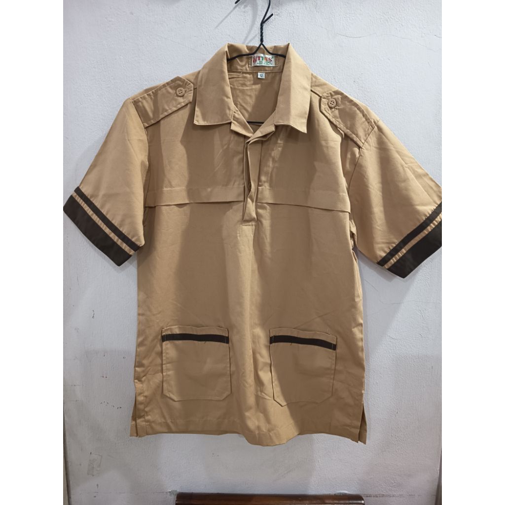 seragam pramuka SMP Preloved