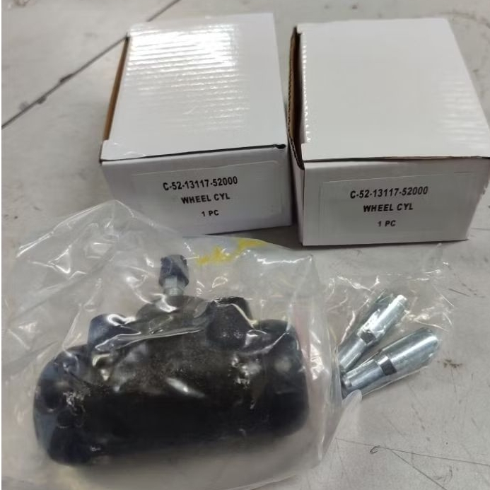 wheel cylinder forklift TCM fd 30 C3/T3 inoma (C-52-13117-52000)