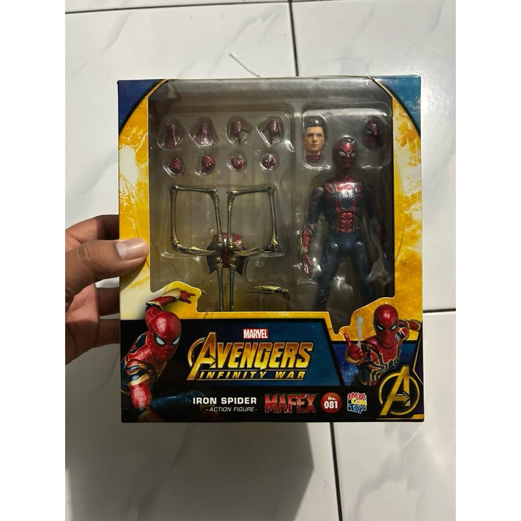 mafex iron spider infinity war avengers spiderman