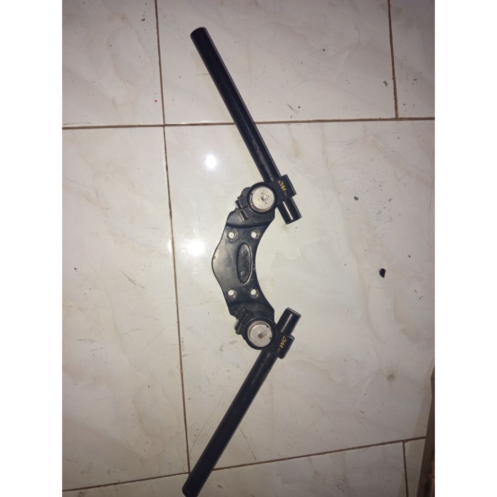 stang jepit + dudukan segitiga pnp vixion