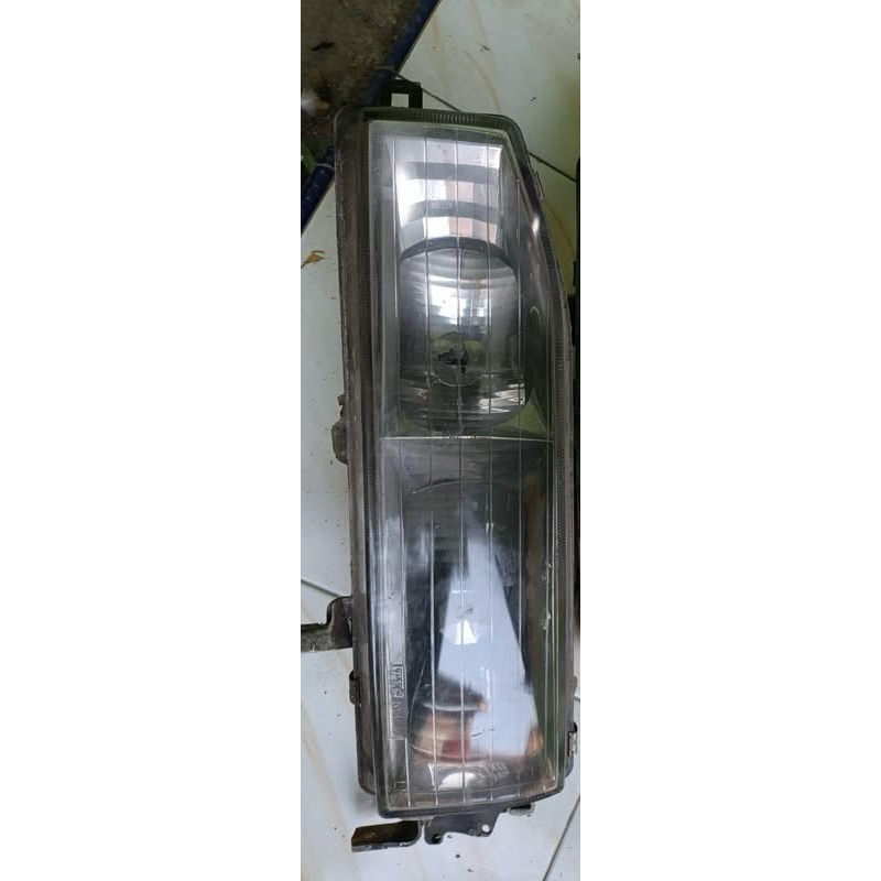 HEADLAMPU KIRI ACCORD MAESTRO 90-91