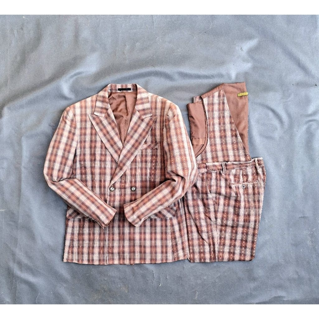Preloved setelan jas pria 3 in 1 second branded/setelan jas vest celana second size L motif kotak/r4