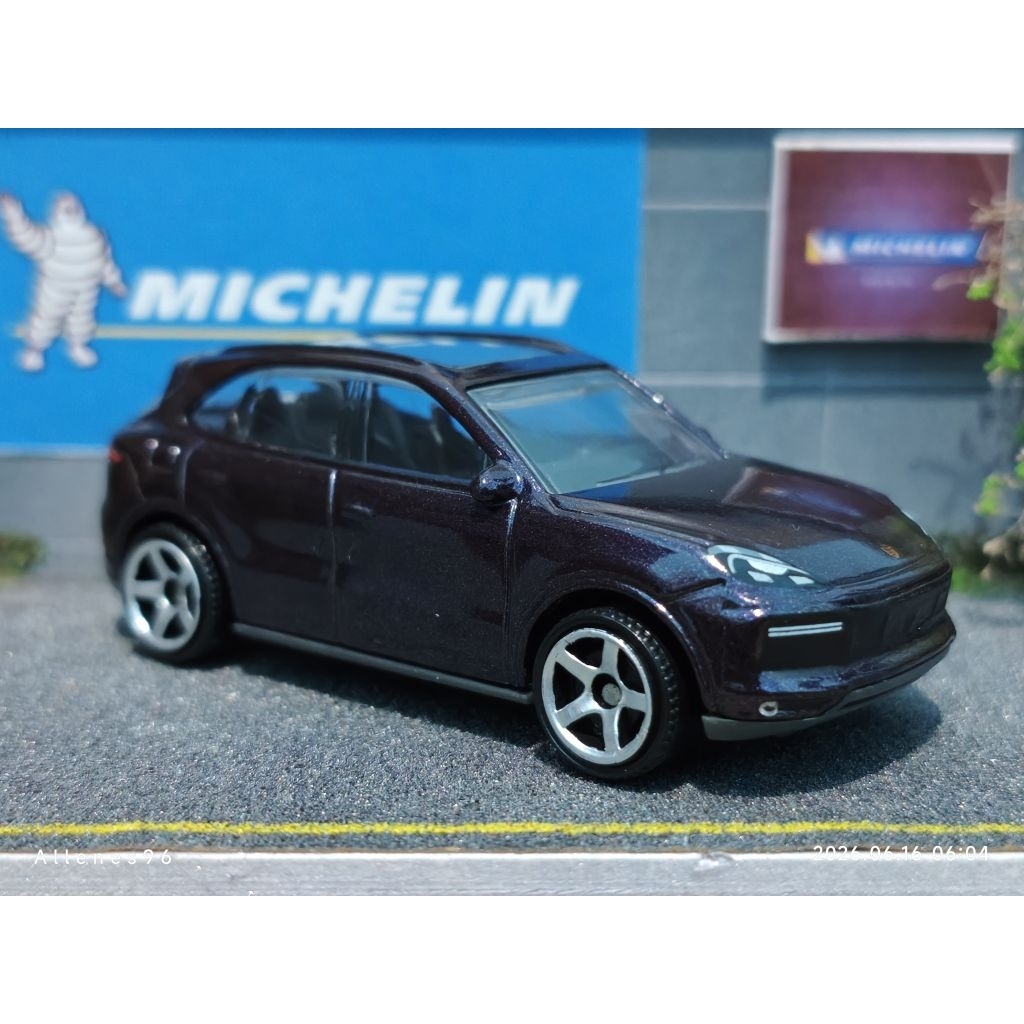 Matchbox Porsche Cayenne Turbo